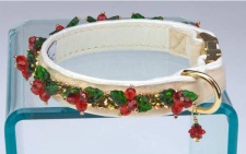 Happy Holly Collar<br />